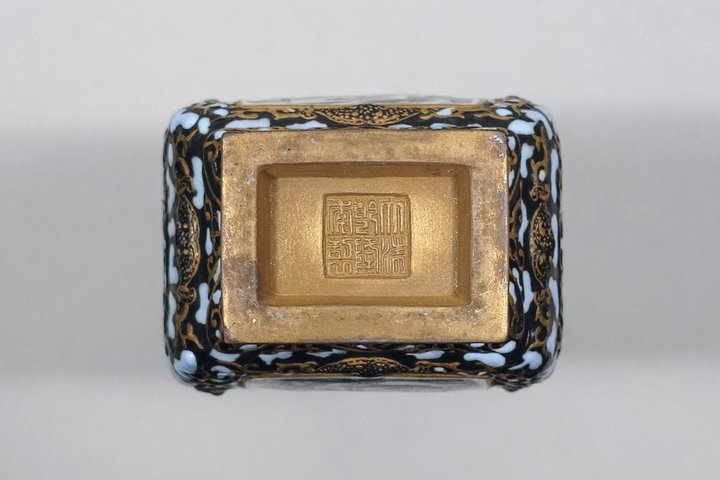 古玩雜項瓷瓶真品鑒賞圖