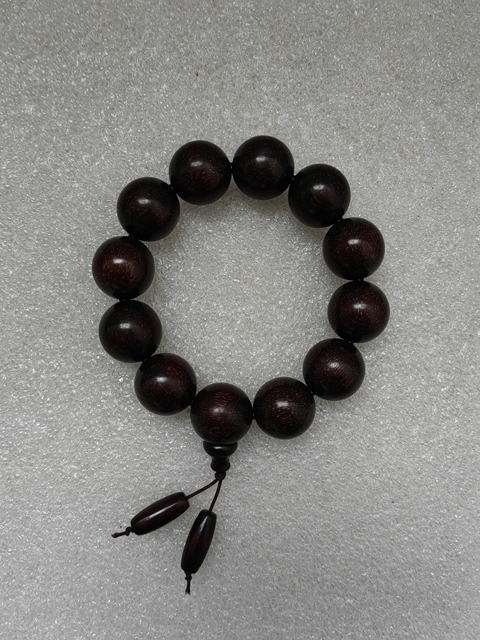 古玩雜項(xiàng)紫檀金星珠串拍賣，當(dāng)前價(jià)格298元