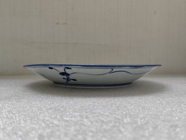 古玩陶瓷青花纏枝花卉紋盤拍賣,當前價格450元