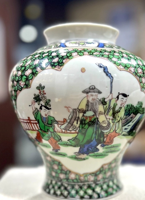 古玩陶瓷五彩開(kāi)窗人物故事尊真品鑒賞圖