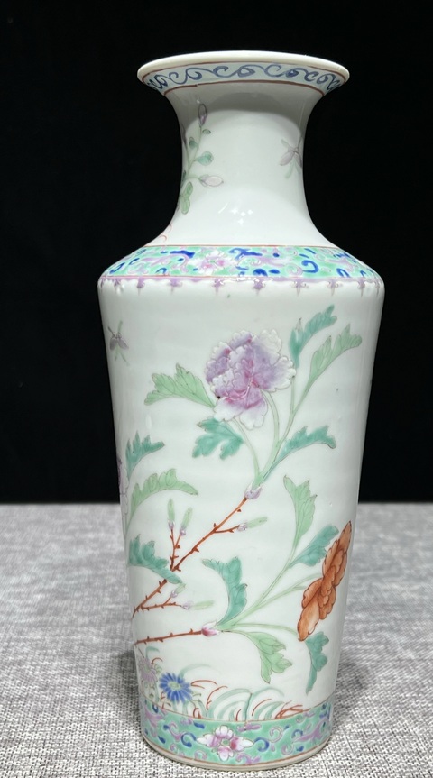 古玩陶瓷粉彩雉雞牡丹圖軟棒槌瓶真品鑒賞圖