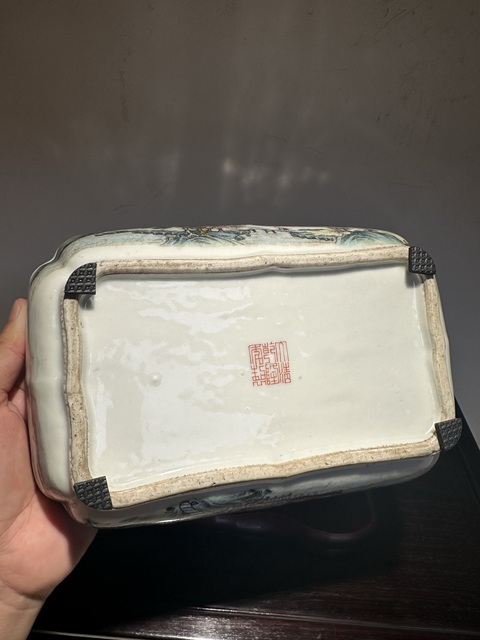 古玩陶瓷粉彩山水通景紋水仙盆真品鑒賞圖