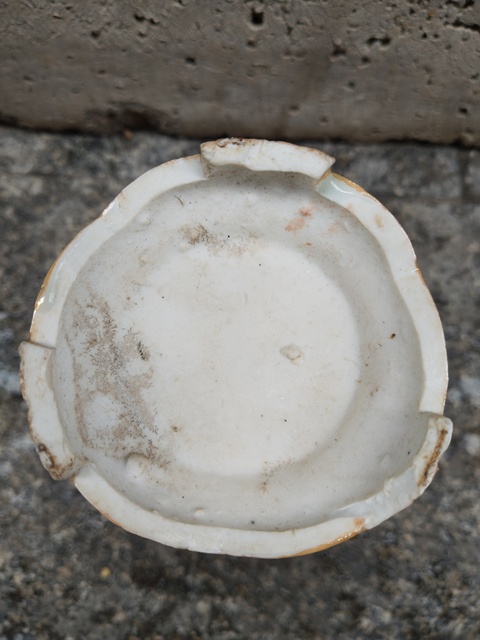 古玩陶瓷花鳥紋瓶真品鑒賞圖
