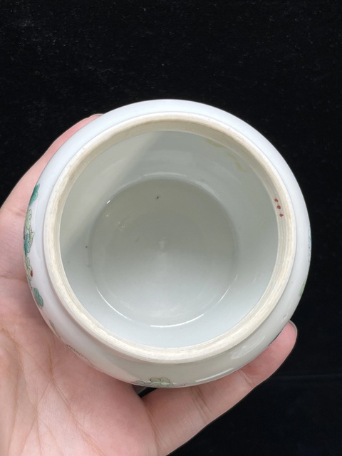 古玩陶瓷粉彩蓋缸真品鑒賞圖