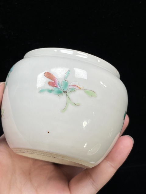 古玩陶瓷粉彩蓋缸真品鑒賞圖