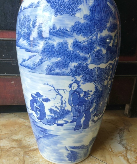 古玩陶瓷青花瓶真品鑒賞圖