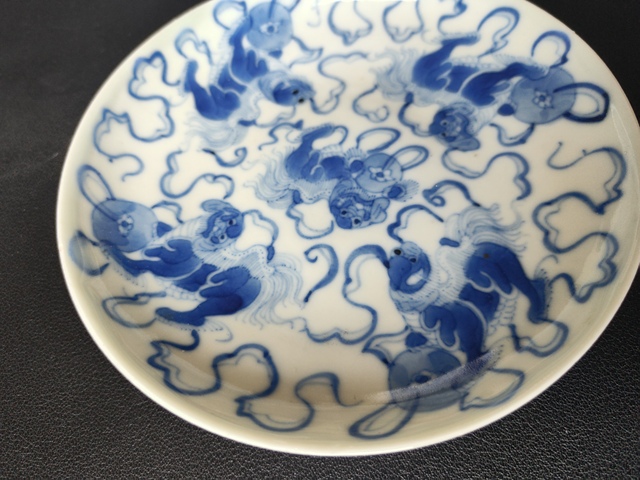古玩陶瓷光緒·青花獅子繡球紋小盤 真品鑒賞圖