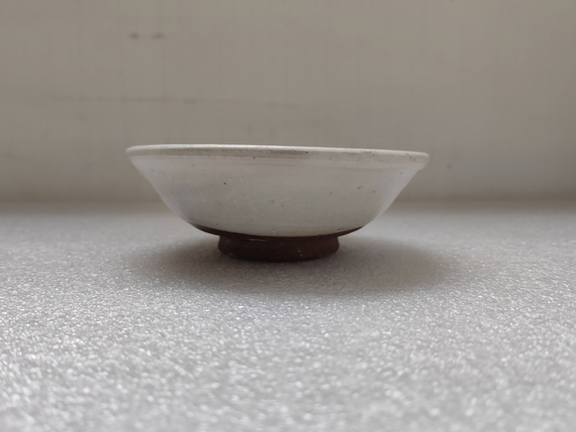 古玩陶瓷磁州窯白釉茶碗拍賣，當前價格480元