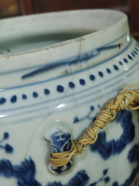 古玩陶瓷清中期青花魚藻紋粥罐拍賣，當(dāng)前價格480元
