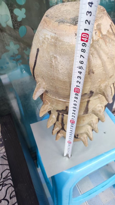 古玩陶瓷青釉褐彩多角罐拍賣,當前價格1600元