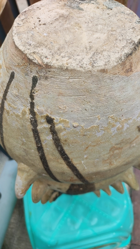 古玩陶瓷青釉褐彩多角罐拍賣,當前價格1600元