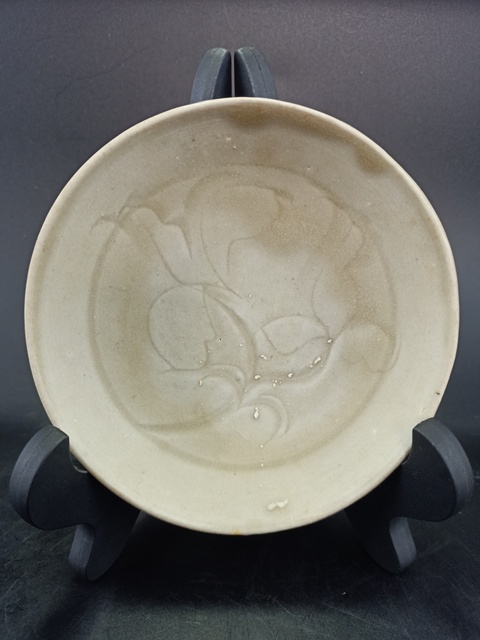 古玩陶瓷【館藏級(jí)精品】 宋代:米黃釉劃花洗【路份高,收藏價(jià)值好】拍賣,當(dāng)前價(jià)格0元