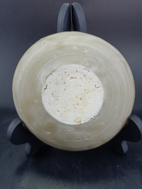 古玩陶瓷【館藏級(jí)精品】 宋代:米黃釉劃花洗【路份高,收藏價(jià)值好】拍賣,當(dāng)前價(jià)格0元