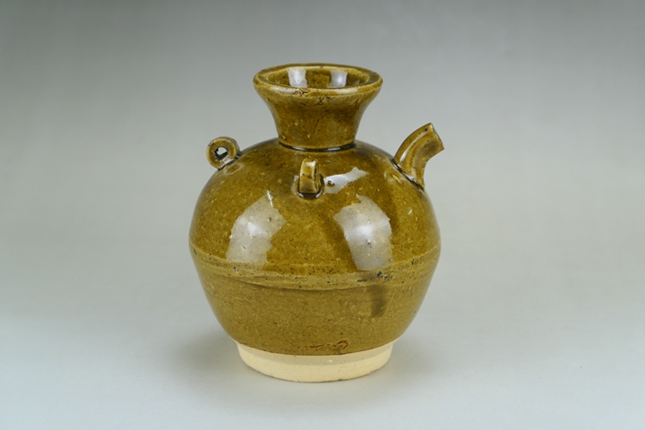 古玩陶瓷精品:明代茶葉末釉三系執(zhí)壺(1368年-1644年)拍賣,當(dāng)前價(jià)格468元