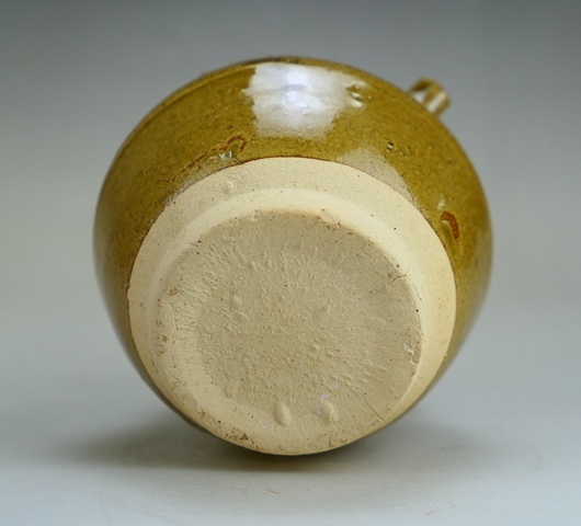 古玩陶瓷精品:明代茶葉末釉三系執(zhí)壺(1368年-1644年)拍賣,當(dāng)前價(jià)格468元