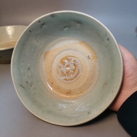 古玩陶瓷【龍泉】明代龍泉青瓷青花斗笠盞一對拍賣，當前價格290元