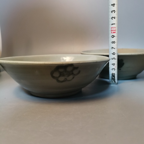 古玩陶瓷【龍泉】明代龍泉青瓷青花花卉紋斗笠碗拍賣,當前價格290元