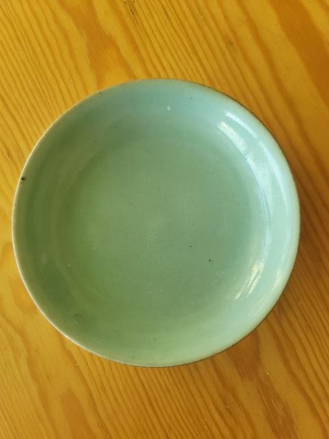 古玩陶瓷豆青釉盤拍賣，當前價格200元