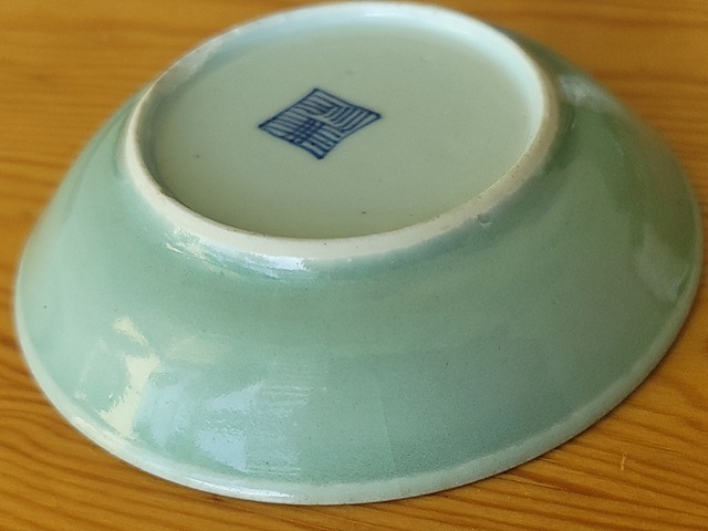 古玩陶瓷豆青釉盤拍賣，當前價格200元