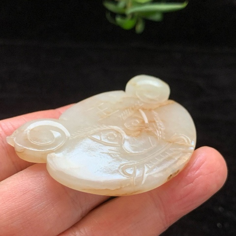 古玩玉器明清和田玉雕“虎面飾”拍賣，當前價格33000元