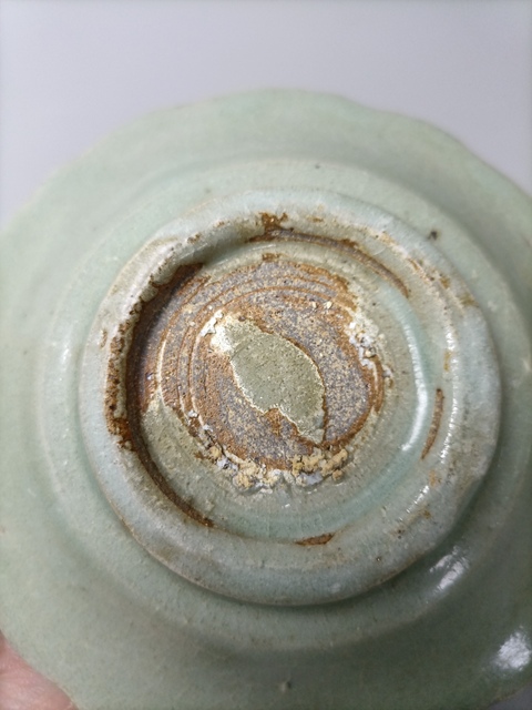 古玩陶瓷元末明初·龍泉青釉劃花紋花口盤拍賣，當前價格3699元