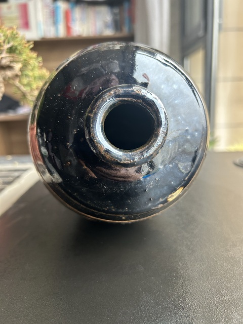 古玩陶瓷元末明初·黑釉刻水波紋梅瓶拍賣,當前價格4500元