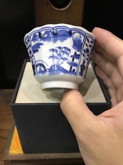 古玩陶瓷(精品品茗杯)晚清-光緒-博古山水風景紋-瓜棱品茗杯拍賣,當前價格858元