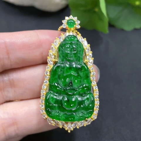 中国天然特大翡翠摆件 本物保証 清代 民国 古董品 美術品 重0.4kg 中国天然特大翡翠摆件 本物保証 清代 民国 古董品 美術品 重0.4