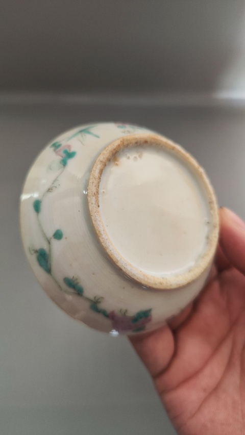 古玩陶瓷清晚·粉彩博古紋蓋盒真品鑒賞圖