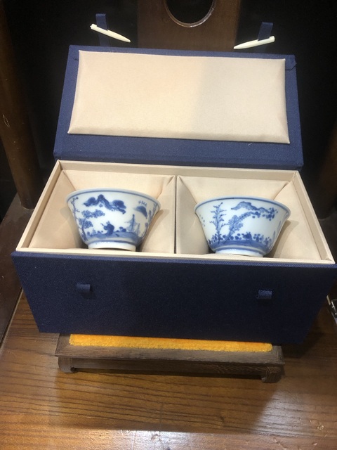 古玩陶瓷(精品品茗杯)清·康熙·訪友圖·青花品茗杯一對拍賣,當前價格2124元