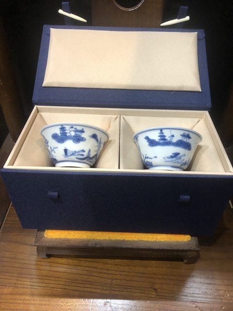 古玩陶瓷(精品品茗杯)清·康熙·訪友圖·青花品茗杯一對拍賣,當前價格2124元