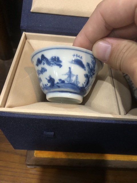 古玩陶瓷(精品品茗杯)清·康熙·訪友圖·青花品茗杯一對拍賣,當前價格2124元
