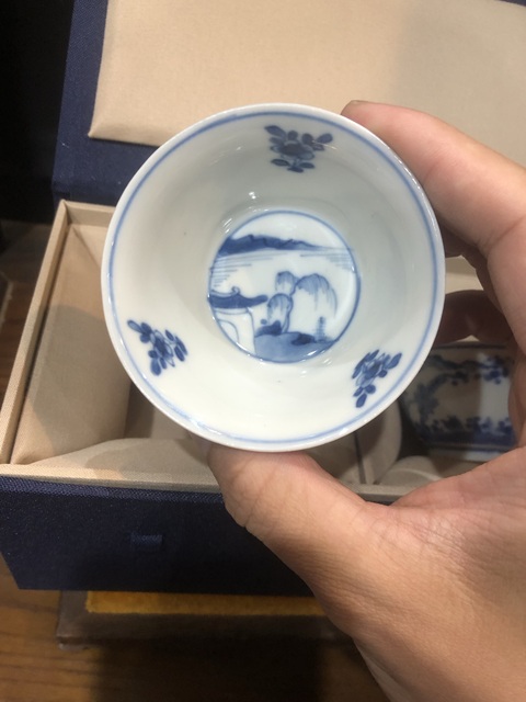 古玩陶瓷(精品品茗杯)清·康熙·訪友圖·青花品茗杯一對拍賣,當前價格2124元