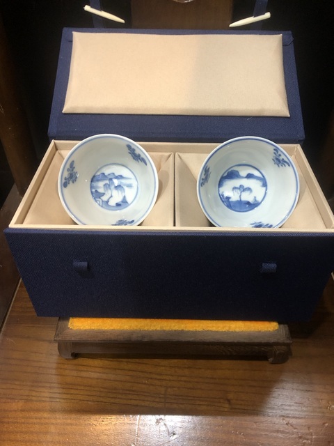 古玩陶瓷(精品品茗杯)清·康熙·訪友圖·青花品茗杯一對拍賣,當前價格0元
