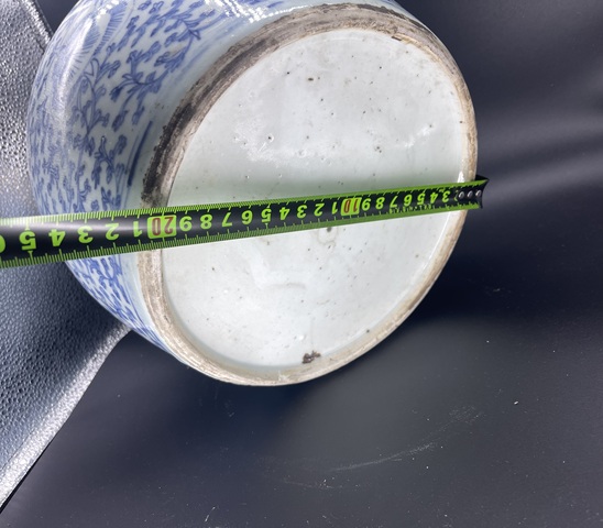 古玩陶瓷清·嘉慶 青花纏枝花卉紋蓋罐拍賣，當前價格2500元