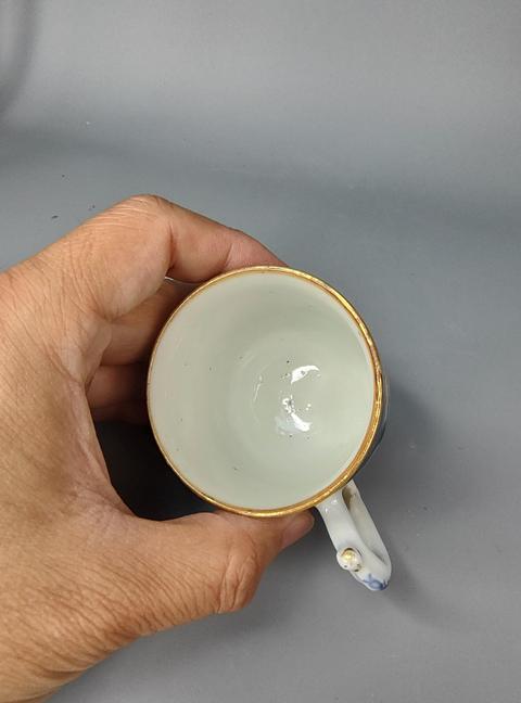 古玩陶瓷乾隆廣彩大人物杯拍賣,當(dāng)前價格0元