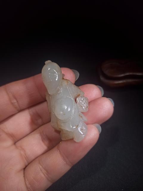 古玩玉器收藏級清代和田玉雕“漁翁得利”把件拍賣,當前價格28000元