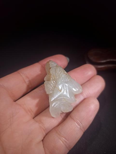 古玩玉器收藏級清代和田玉雕“漁翁得利”把件拍賣,當前價格28000元