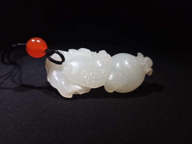 古玩玉器收藏級清代和田玉雕“多子多財(cái)”把件拍賣，當(dāng)前價(jià)格88000元