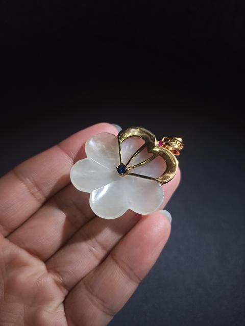 古玩玉器明代和田玉雕“帽花”拍賣，當前價格5800元