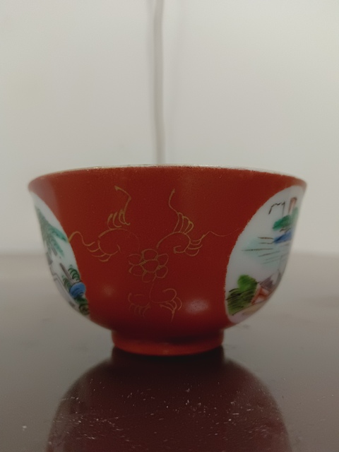 古玩陶瓷晚清**紅開窗粉彩山水茶圓拍賣,當前價格1200元