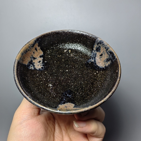 古玩陶瓷元代?鐵銹斑盞拍賣,當(dāng)前價(jià)格2200元