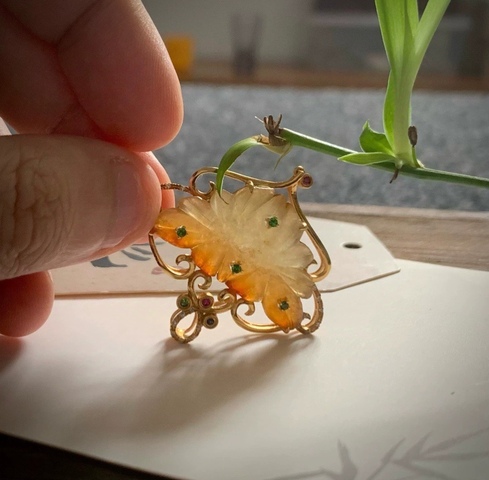 古玩玉器收藏級天然翡翠“花卉佩”拍賣，當前價格18000元
