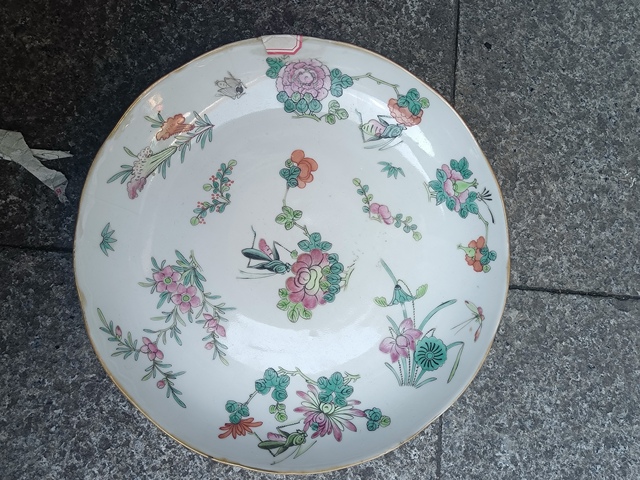 古玩陶瓷一鳴驚人粉彩盤拍賣,當前價格1200元