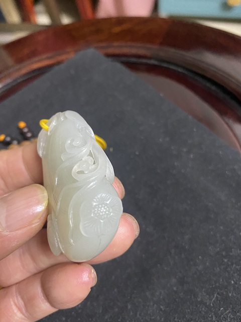 古玩玉器和田玉雕“瓜果墜”拍賣,當前價格980元