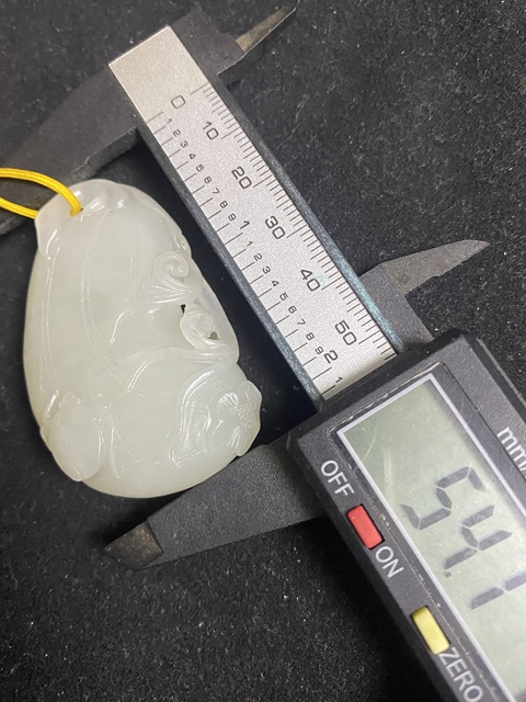 古玩玉器和田玉雕“瓜果墜”拍賣,當前價格980元