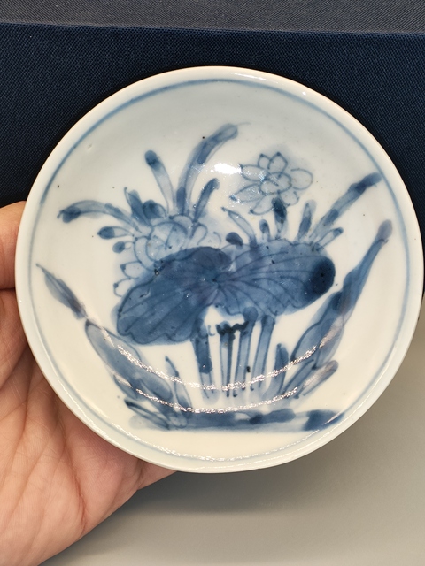 古玩陶瓷清康熙,外紫金釉內青花荷蓮紋盤拍賣,當前價格1300元