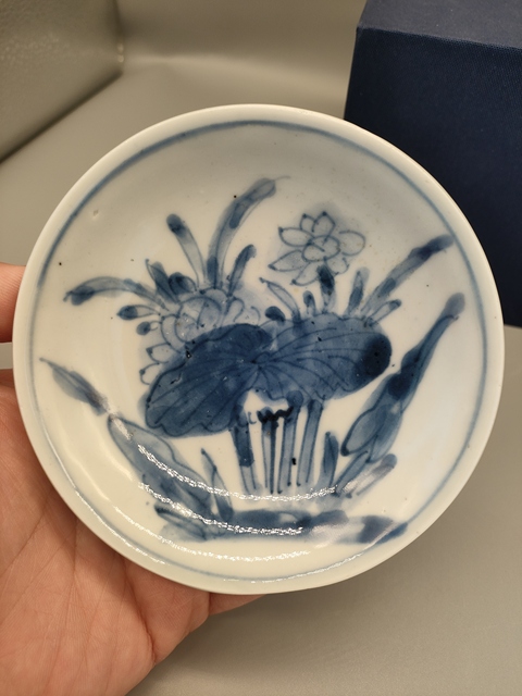 古玩陶瓷清康熙,外紫金釉內青花荷蓮紋盤拍賣,當前價格1300元