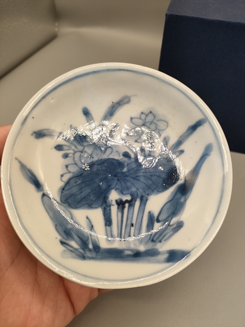 古玩陶瓷清康熙,外紫金釉內青花荷蓮紋盤拍賣,當前價格1300元
