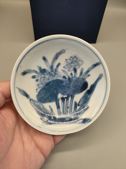古玩陶瓷清康熙,外紫金釉內青花荷蓮紋盤拍賣,當前價格1300元